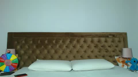 Aylin online show from April 7, 2026, 4:13 am