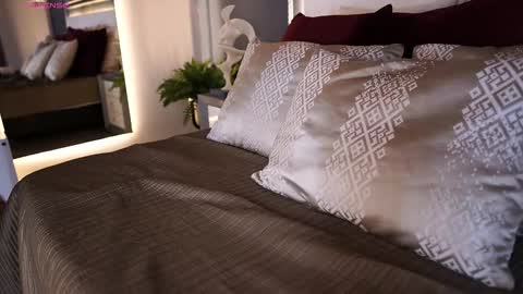 Aylin Millerxs online show from December 3, 2025, 8:29 pm