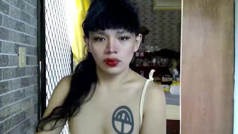 aymkyline online show from March 18, 2026, 1:42 am