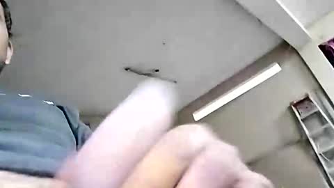 ayon11081990 online show from December 4, 2025, 10:02 am