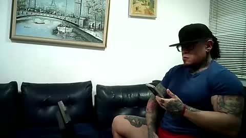 Ayrton naffah2 online show from March 20, 2026, 5:12 am