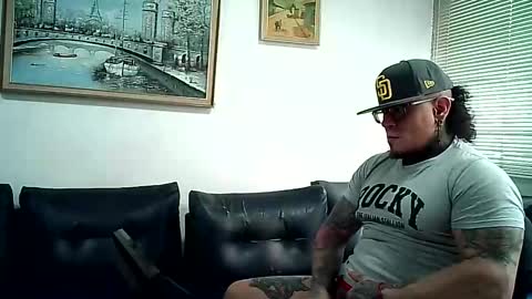 Ayrton naffah2 online show from April 9, 2026, 8:14 pm