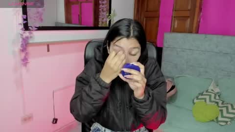 Snapshot of aysha_winxs chatting on June 5, 2026, 4:08 am Aysha online show from June 5, 2026, 4:08 am