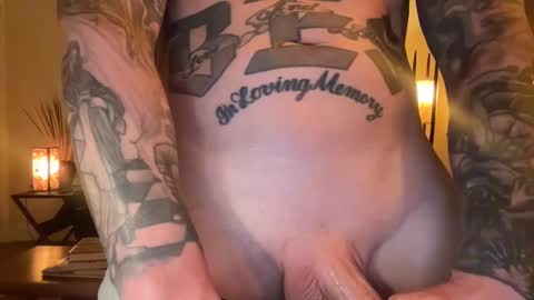 Snapshot of az_tatts chatting on February 18, 2025, 2:49 am az_tatts online show from February 18, 2025, 2:49 am
