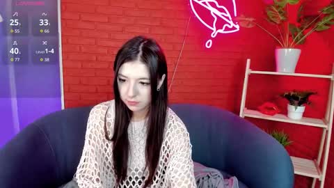 Snapshot of azaliya_haze chatting on October 10, 2025, 10:25 am Azaliya online show from October 10, 2025, 10:25 am