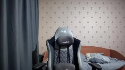 azazelmax online show from December 6, 2024, 3:33 pm