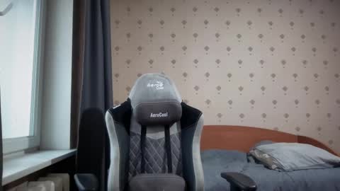 azazelmax online show from December 10, 2024, 12:05 pm