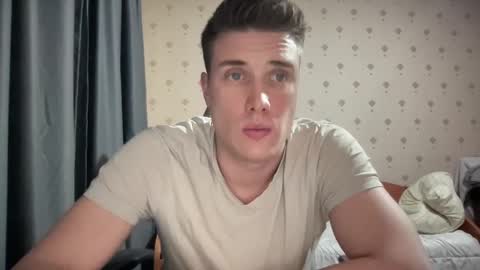 azazelmax online show from January 17, 2025, 4:04 pm