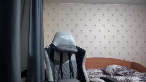 azazelmax online show from March 5, 2025, 5:39 pm