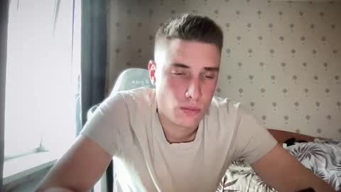 azazelmax online show from October 15, 2025, 11:43 am