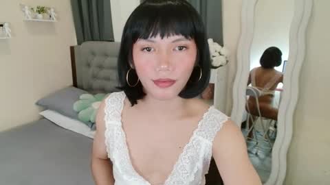Snapshot of azeyyyy chatting on April 22, 2026, 4:52 pm AC online show from April 22, 2026, 4:52 pm