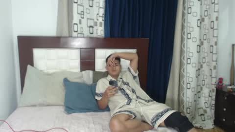 Aziel Pantoja online show from October 16, 2025, 1:28 am