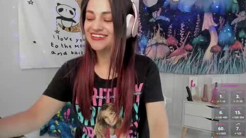 Azucena R online show from March 6, 2025, 5:00 pm