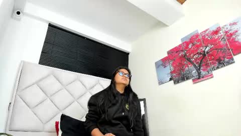 Snapshot of azul_moon chatting on July 19, 2026, 3:43 am azul_moon online show from July 19, 2026, 3:43 am