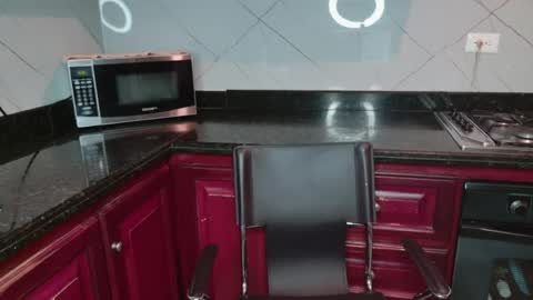 Azul online show from April 18, 2026, 12:20 pm