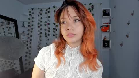 Snapshot of azumi_saan chatting on September 18, 2025, 2:35 am azumi saan online show from September 18, 2025, 2:35 am