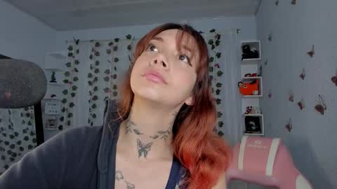 Snapshot of azumi_saan chatting on October 10, 2025, 2:54 am azumi saan online show from October 10, 2025, 2:54 am