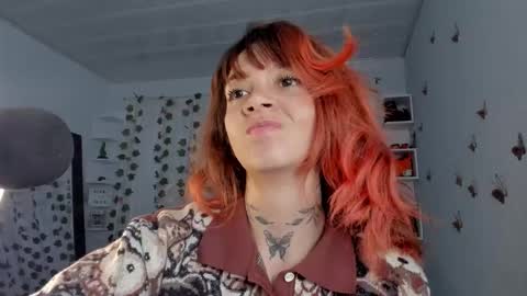 Snapshot of azumi_saan chatting on October 13, 2025, 1:49 am azumi saan online show from October 13, 2025, 1:49 am