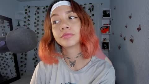 azumi saan online show from October 25, 2025, 3:03 am