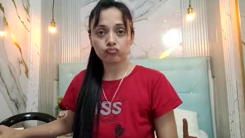 Snapshot of azura_lion chatting on May 28, 2026, 6:21 am azura lion online show from May 28, 2026, 6:21 am