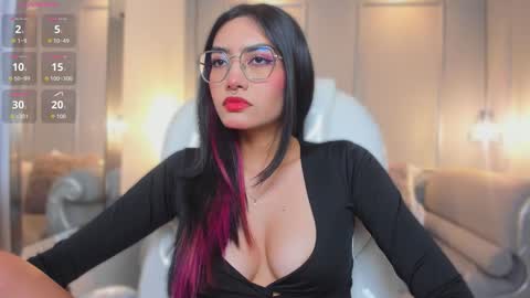 Azura online show from February 20, 2026, 7:25 pm