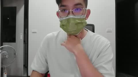 Snapshot of azuresea48 chatting on October 7, 2025, 10:34 am azuresea48 online show from October 7, 2025, 10:34 am