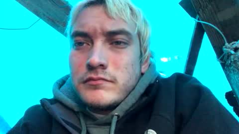 Azzguy69 online show from April 19, 2026, 8:33 pm