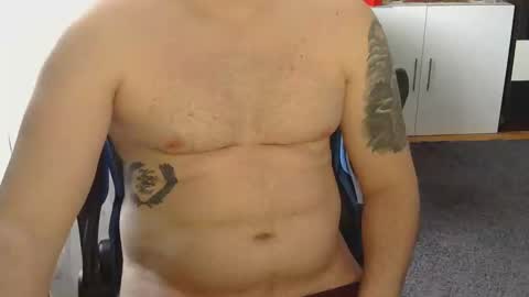 b0yplayb0y online show from April 18, 2026, 10:19 am