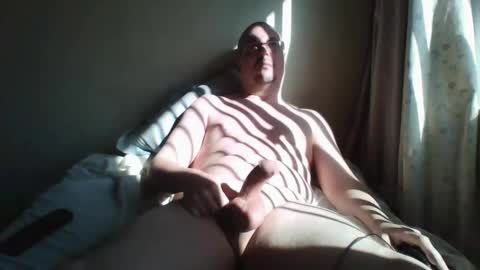 Snapshot of b619 chatting on November 7, 2025, 5:13 pm B619 online show from November 7, 2025, 5:13 pm