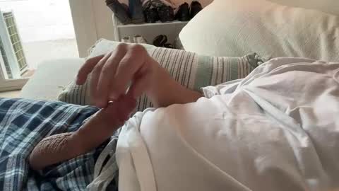 Snapshot of b_boy20166 chatting on December 6, 2024, 5:33 pm b_boy20166 online show from December 6, 2024, 5:33 pm