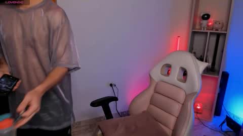 odeley online show from November 17, 2025, 9:26 am