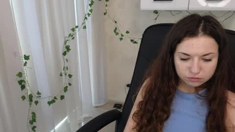 Anya online show from June 5, 2026, 7:25 am