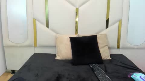 Snapshot of babbyvalen chatting on June 5, 2026, 2:01 pm nika strom online show from June 5, 2026, 2:01 pm