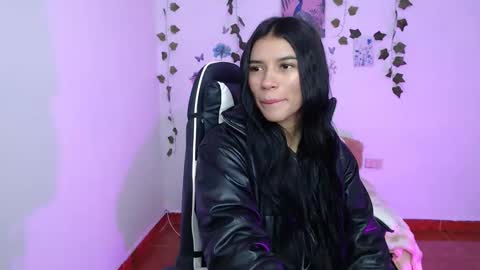 Snapshot of babenik_777 chatting on October 29, 2025, 8:38 am babenik_777 online show from October 29, 2025, 8:38 am