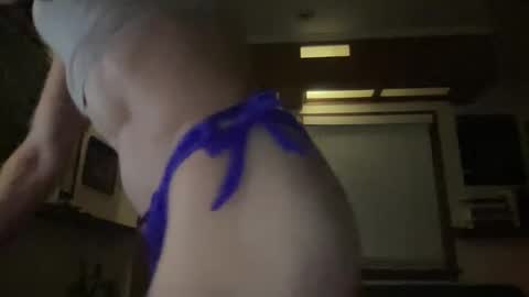 Small Cock Divine online show from May 26, 2026, 6:31 am