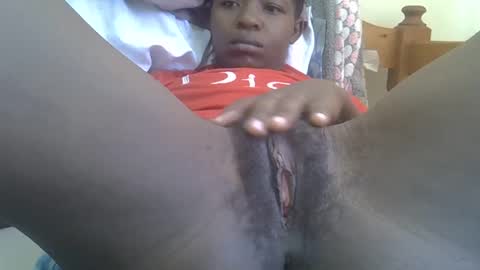 baby_facii online show from February 17, 2025, 9:24 am