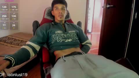 Snapshot of baby_gio chatting on June 7, 2026, 1:04 pm OF GxoXabs online show from June 7, 2026, 1:04 pm