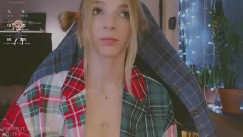 baby gopn1k online show from December 25, 2024, 4:54 am