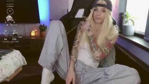 baby gopn1k online show from February 10, 2025, 8:09 am