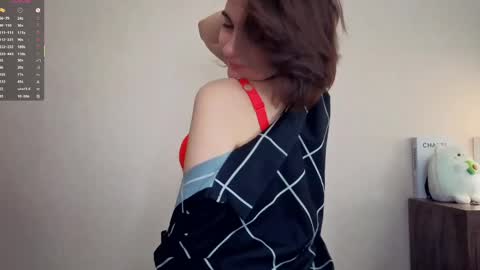 Emily online show from April 25, 2026, 7:33 am