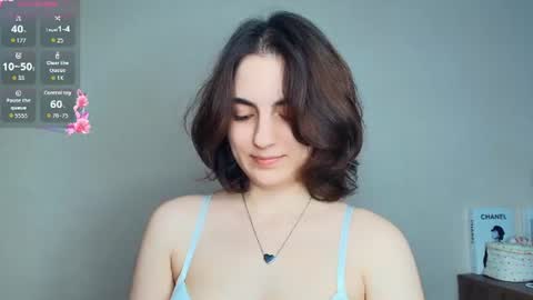 Emily online show from July 21, 2026, 7:54 am