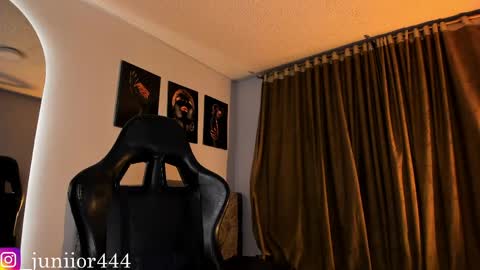 Junior       Independent Model online show from June 3, 2026, 2:03 am
