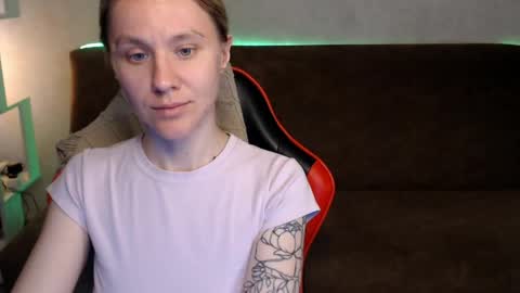 Snapshot of baby_kitte chatting on May 11, 2026, 4:04 pm baby_kitte online show from May 11, 2026, 4:04 pm