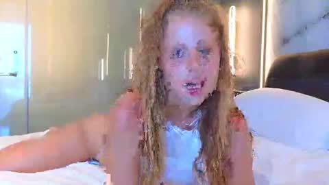 Sharleen online show from December 27, 2024, 8:56 am