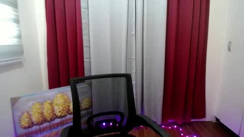Snapshot of baby_love143 chatting on May 13, 2026, 2:09 am sky online show from May 13, 2026, 2:09 am