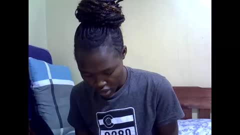 Snapshot of baby_may5 chatting on June 1, 2026, 1:02 pm baby_may5 online show from June 1, 2026, 1:02 pm