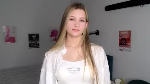 Ruth online show from September 17, 2025, 8:43 pm