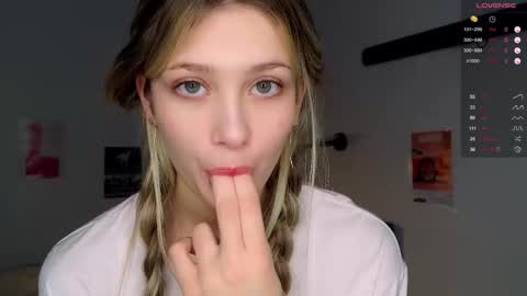 Ruth online show from September 28, 2025, 7:08 pm