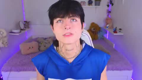 Snapshot of baby_xian chatting on November 21, 2025, 8:02 am Dani online show from November 21, 2025, 8:02 am