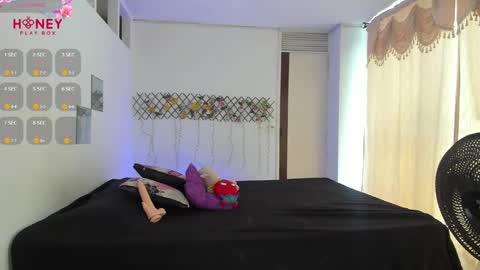     online show from February 21, 2025, 4:16 pm